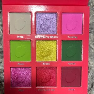 Unearthly Cosmetics Strawberry Milkshake palette